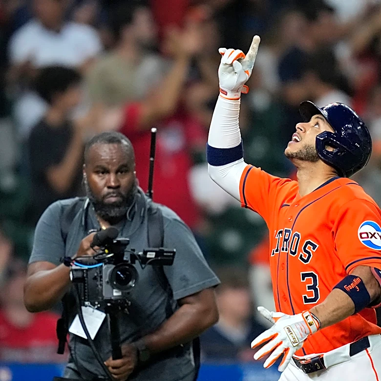 Jose Altuve, Jeremy Peña power the Astros past the Guardians, 9-3