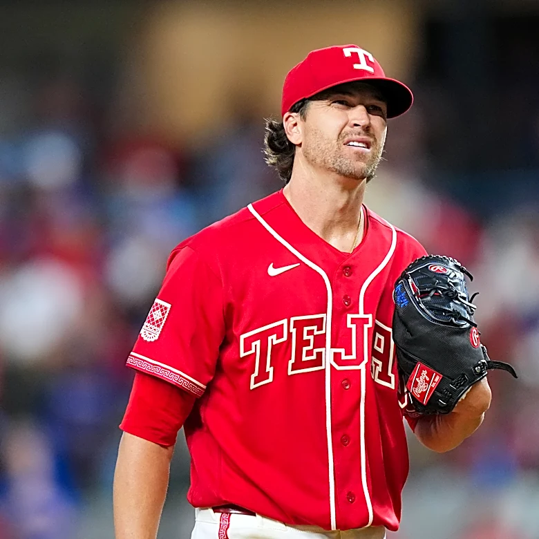 DeGrom has 9 Ks to win on his 38th birthday as Rangers get wild 9-7 victory over Padres