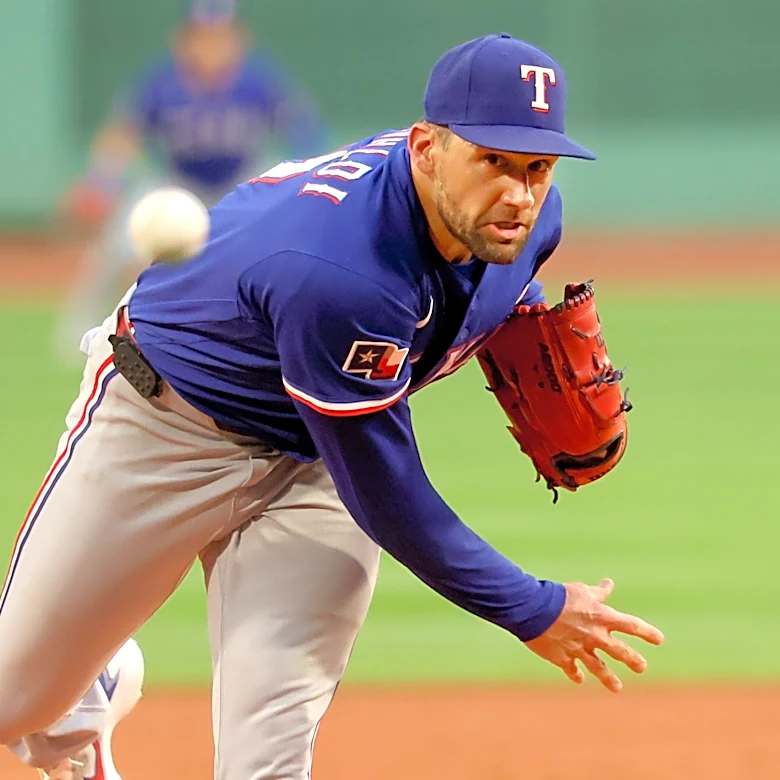 Nathan Eovaldi is scratched from his start for Rangers against Padres due to knee soreness