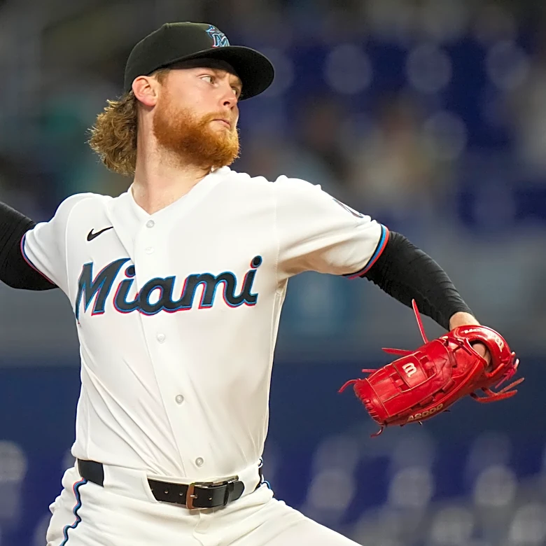 Meyer wins 8th straight decision to start season as Marlins beat Giants 6-3