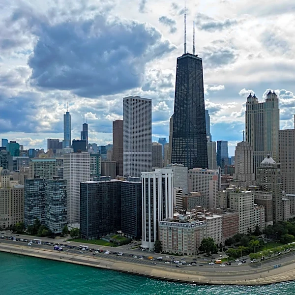 7 killed and dozens injured following series of weekend shootings in Chicago