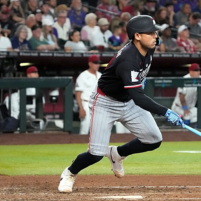 Ryan Kreidler has 3 hits, Twins rally to beat Diamondbacks 4-2