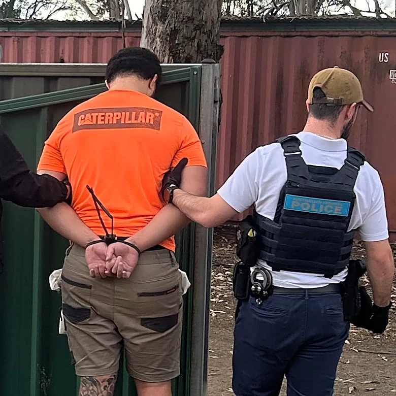 Australian police uncover 3 tons of cocaine