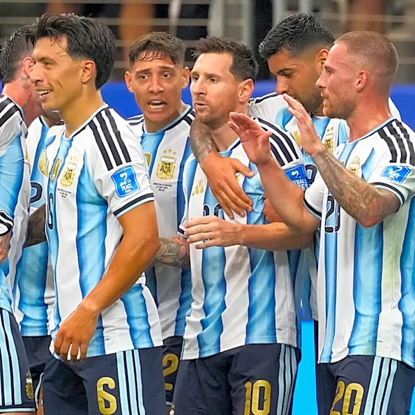 Messi sets World Cup scoring record as defending champion Argentina advances to knockout stage
