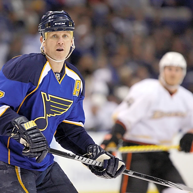 Keith Tkachuk is elected to the Hockey Hall of Fame after his sons become NHL teammates