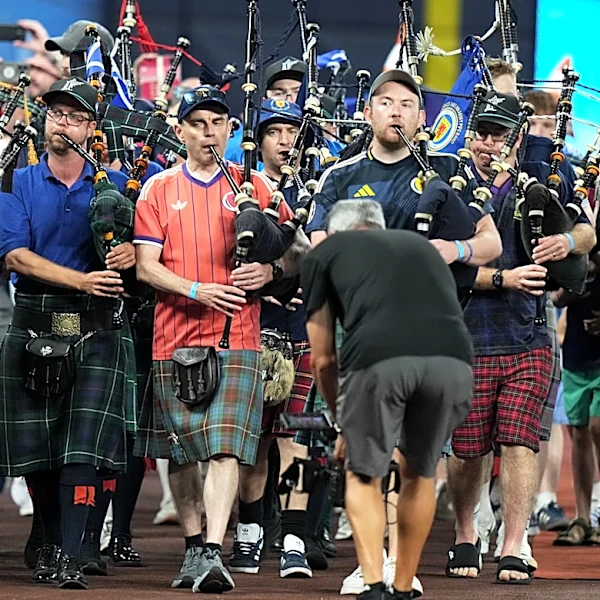 Bagpipes and kilts flood ballpark as Scotland fans turn a Marlins game into a party