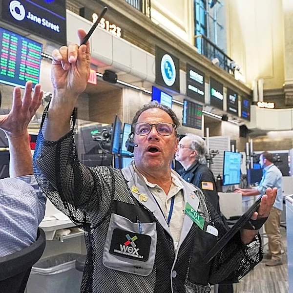 Sharp drops in Big Tech companies pull indexes mostly lower on Wall Street