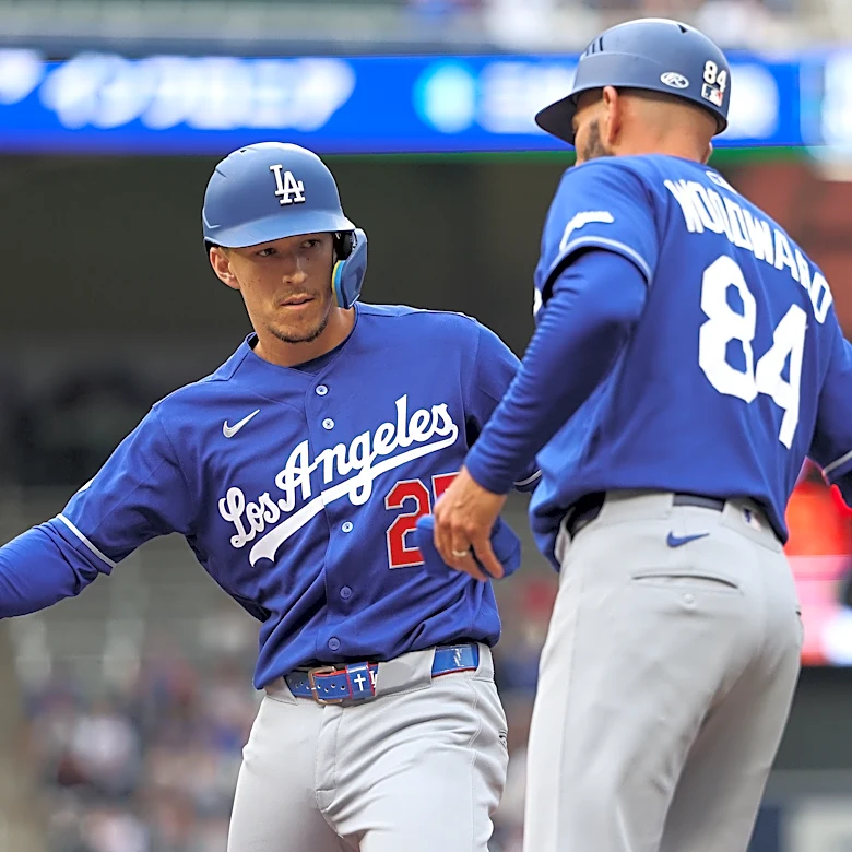 Dodgers pound out a season high-tying 17 hits in 12-3 win over Twins