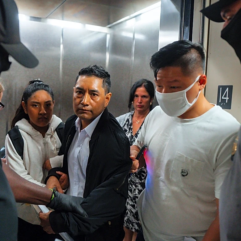 Judge bars immigration arrests at US courthouses in a setback for Trump