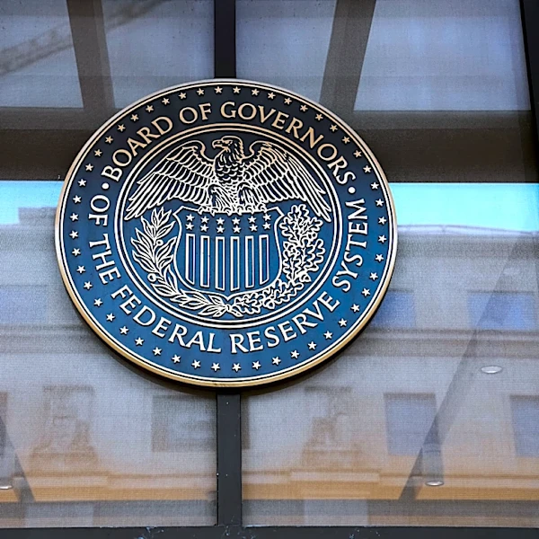 All 32 of the nation's biggest banks clear the Fed's annual 'stress test'