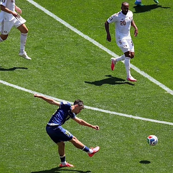 Bosnia-Herzegovina boosts chances of advancing at World Cup with 3-1 win over Qatar