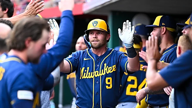 Brewers beat the Reds 6-5 to complete a 3-game sweep