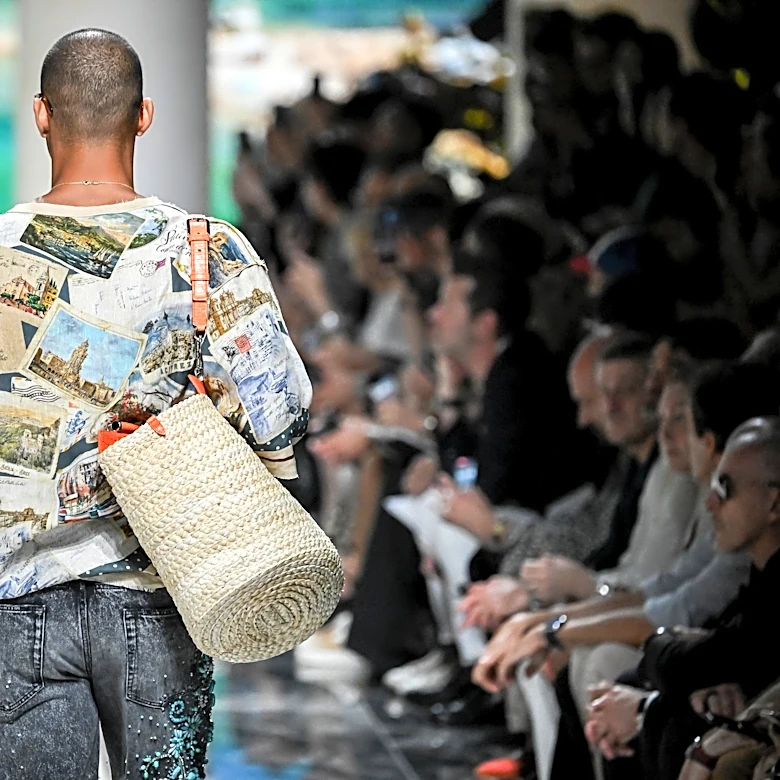 Luxury consumers seen nudging sector back to growth despite global tensions
