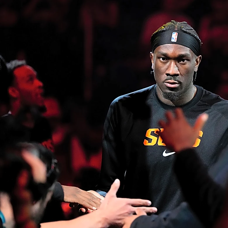 Suns finalizing deal to bring back Mark Williams on $38 million, 3-year deal, AP source says