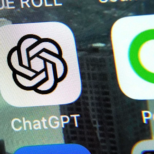 AI chatbots are helping people communicate with dating partners. Here are some do's and don'ts