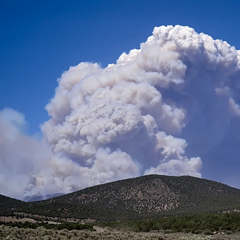Fast-moving fire in Utah, the largest in the U.S., spreads overnight, leading to more evacuations