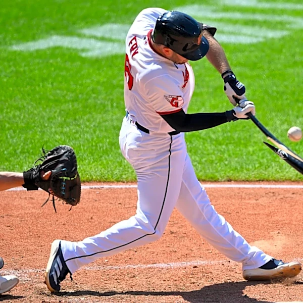 Guardians use 5-run 8th inning to rally for 6-5 win over Mariners