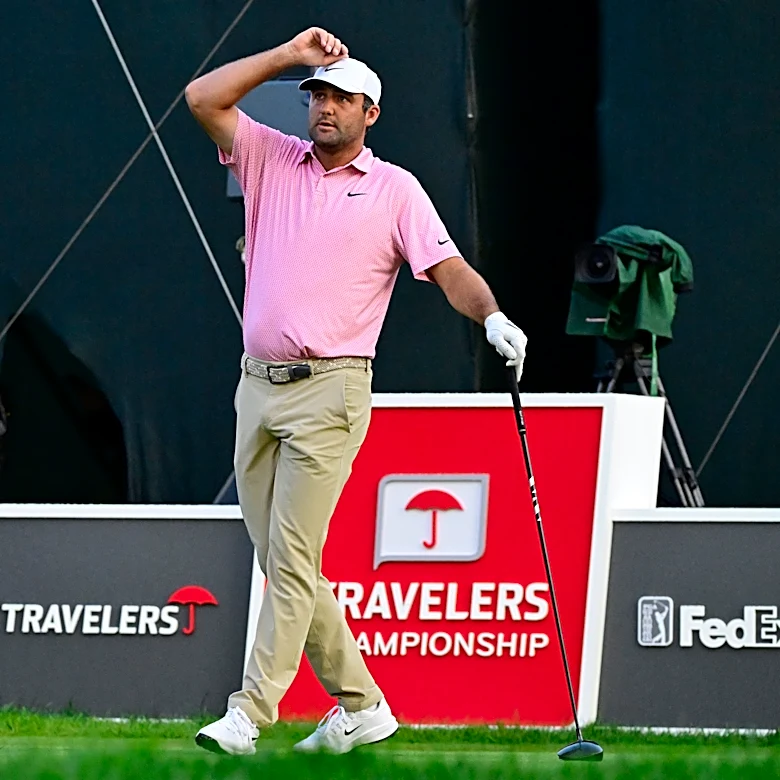 Scheffler makes clutch putt to force Monday playoff against Hovland in Travelers Championship