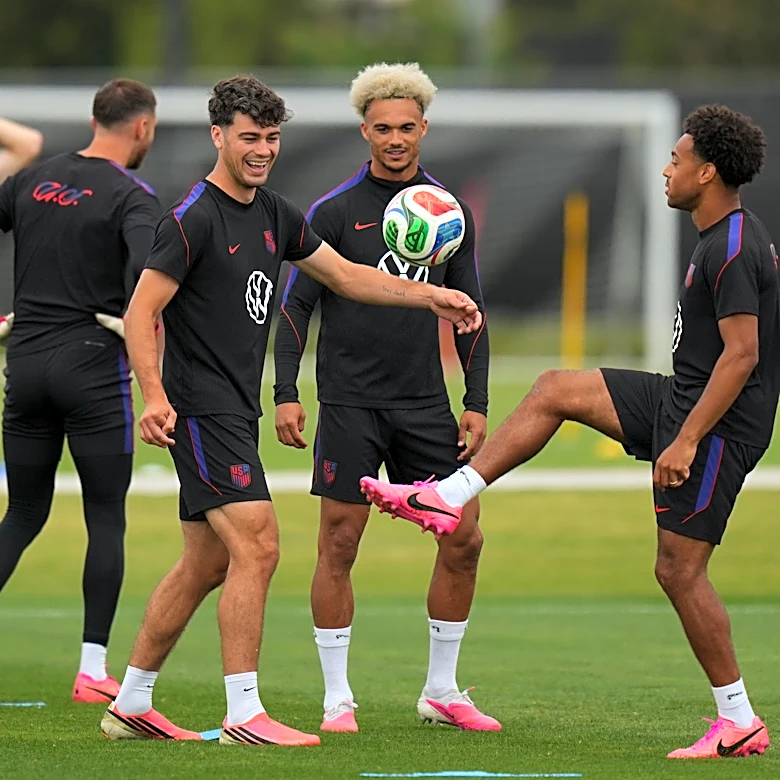 US riding wave of confidence to World Cup knockout rounds after strong start to home tournament