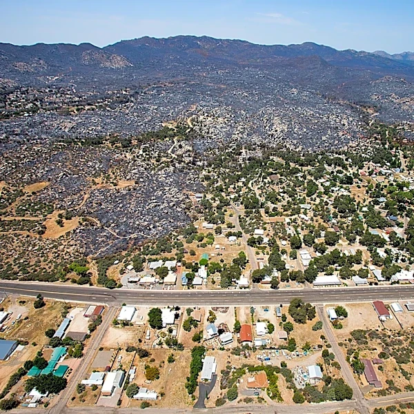 Echoes of deadly Arizona wildfire with 3 firefighters killed in Colorado-Utah blaze