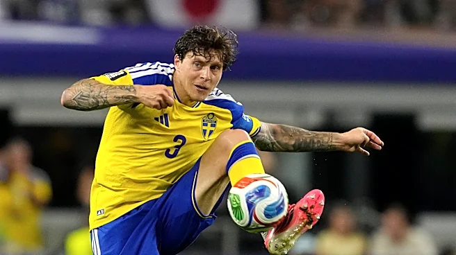 When in Texas: Wife of Sweden's Victor Lindelöf thrown off mechanical bull during the World Cup