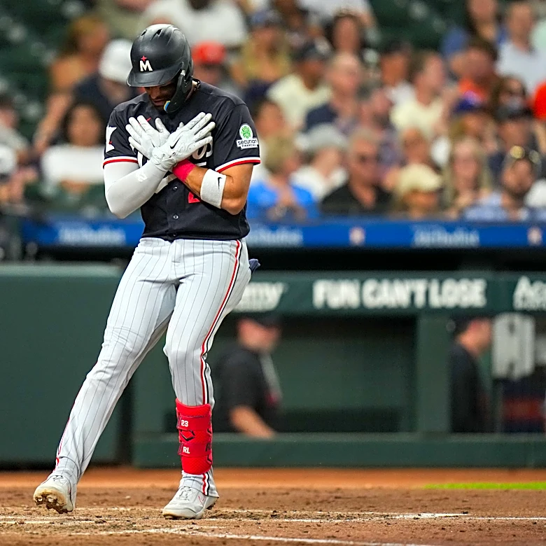Twins hit 3 homers to back Matthews, then hold off Astros rally in 9th for 5-4 victory