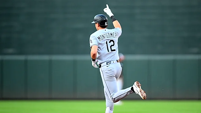 White Sox score 7 runs before making an out in the 3rd, pound the Orioles 9-3