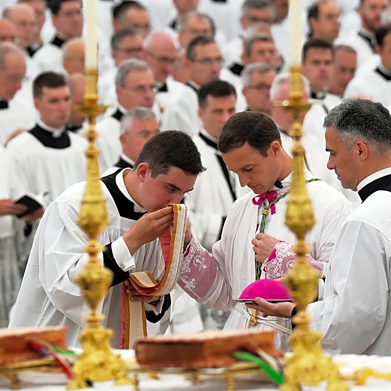 What to know about the schism by traditionalist Catholics who defied Pope Leo XIV