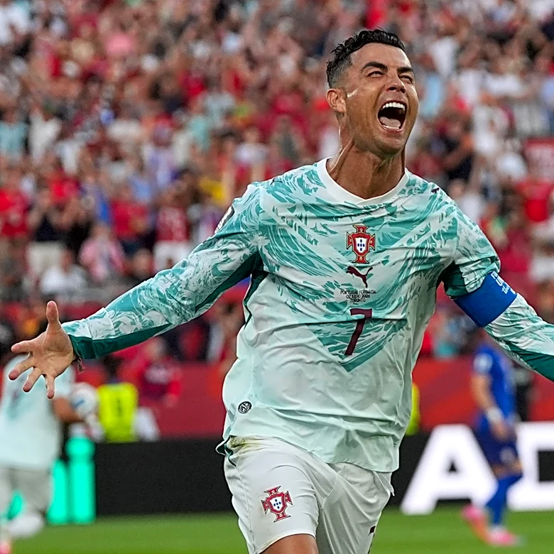 Ramos, Ronaldo score as Portugal rallies to beat Croatia 2-1 and advance to round of 16