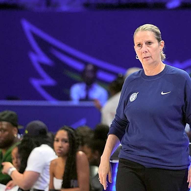 Lynx's Reeve a victory away from claiming WNBA regular-season record, calls chase 'a distraction'
