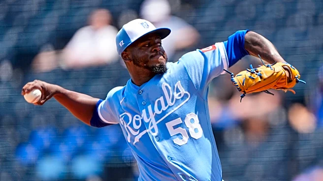 Perez drives in 2 as the Royals beat the Phillies 5-2 to end a 4-game losing streak