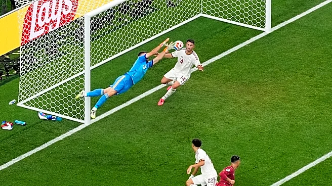 Spain sets World Cup record with 6th clean sheet in a row and keeper Simón extends scoreless mark