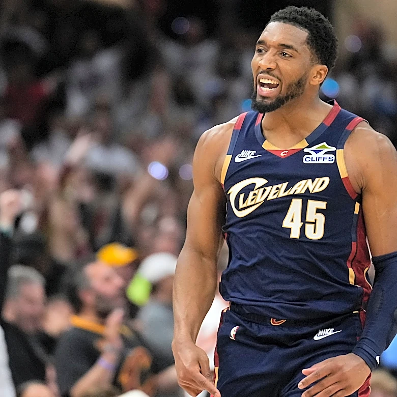 Donovan Mitchell agrees to 4-year, $273 million extension with Cavaliers, AP source says