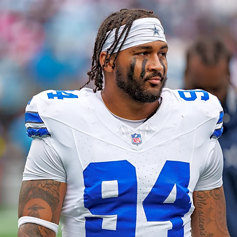 Former Dallas Cowboys defensive end Kneeland had early stage CTE at time of death