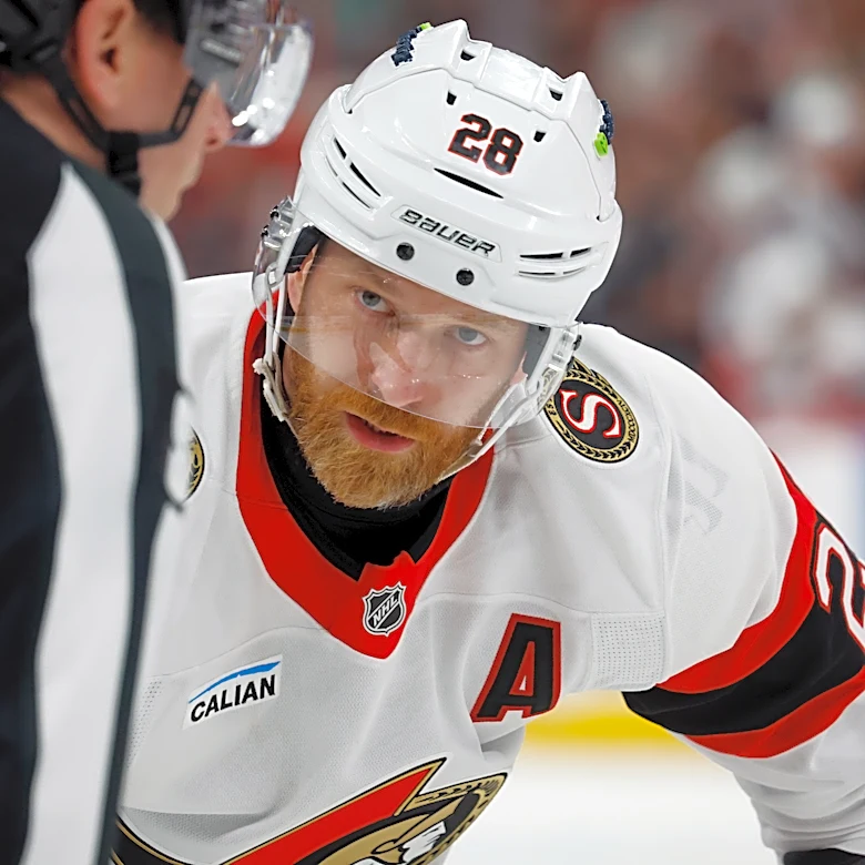 Claude Giroux chooses to return to the Ottawa Senators for next season