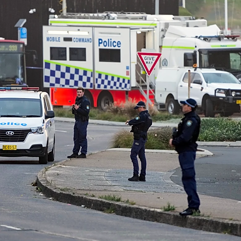 YouTube defends video that falsely claims Sydney massacre survivor is 'crisis actor'