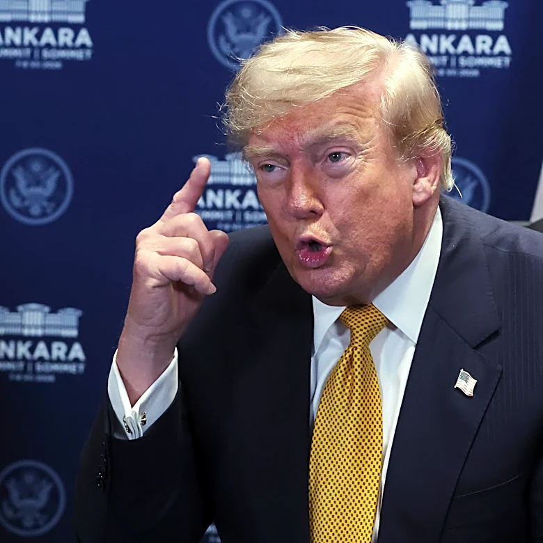 Trump says US will give Ukraine license to produce Patriot defense systems