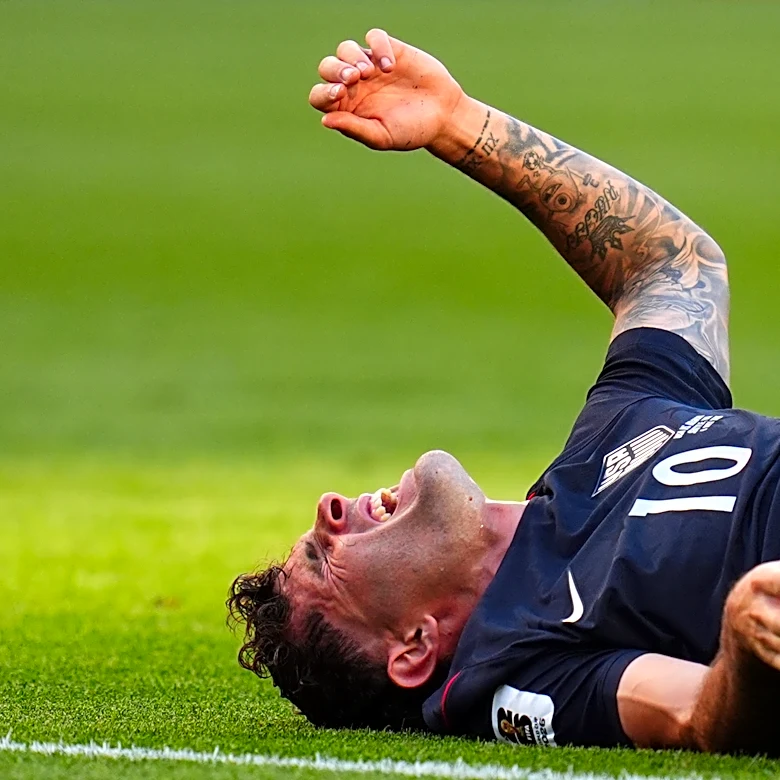 US star Christian Pulisic fractured leg in World Cup loss to Belgium