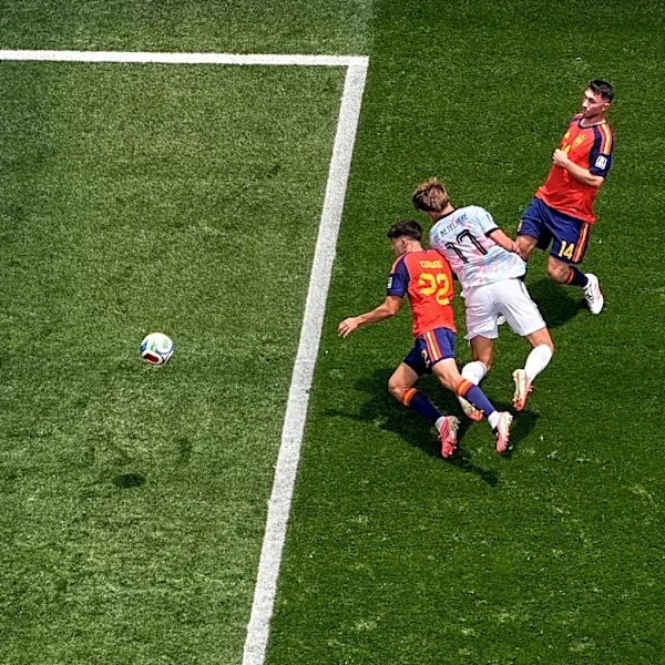 Belgium finally ends Unai Simón’s 650-minute World Cup shutout streak in quarterfinals