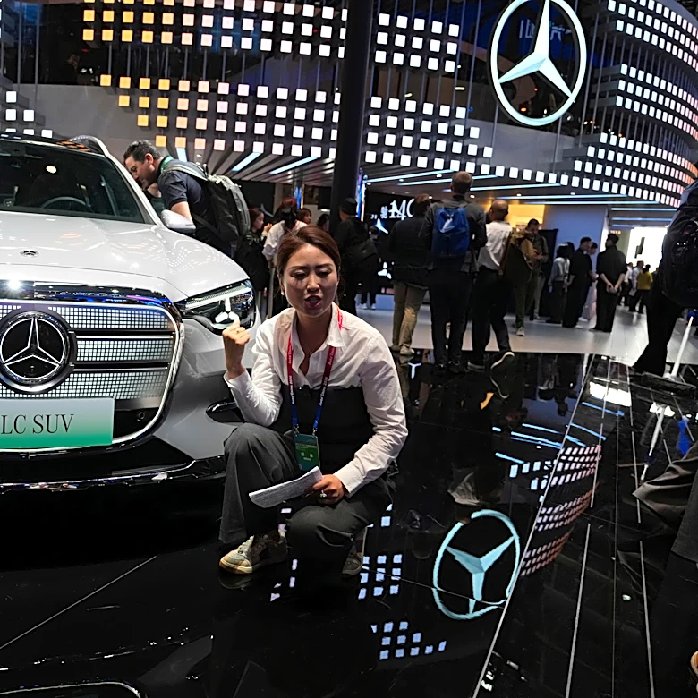 Major German carmakers hit by steep China sales plunge as competition heats up