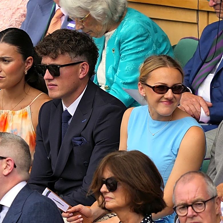 Brothers who ran 33 marathons to spotlight dementia spend a day in the Royal Box at Wimbledon