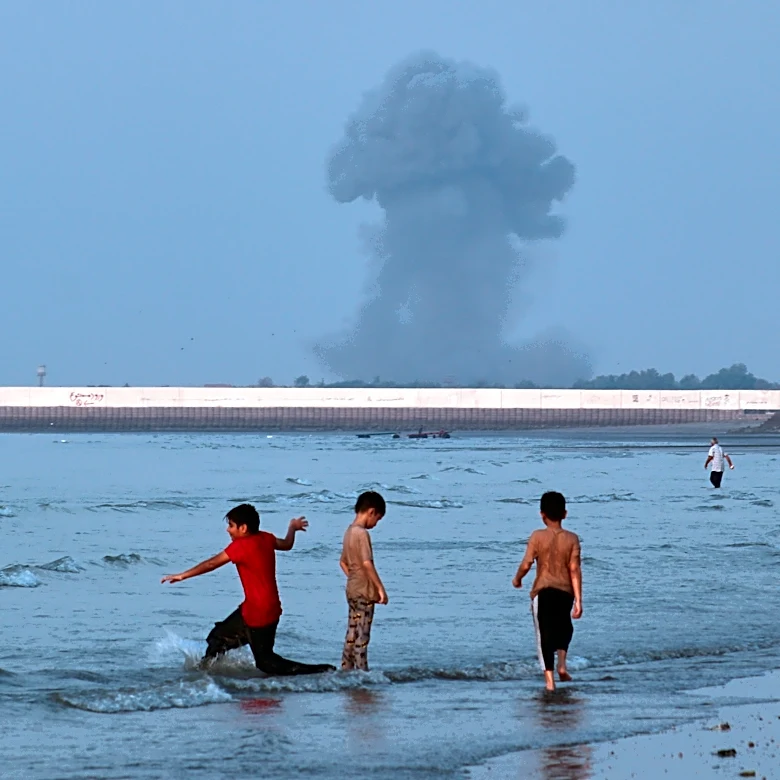US attacks Iran as Tehran retaliates and both vie for control of strait