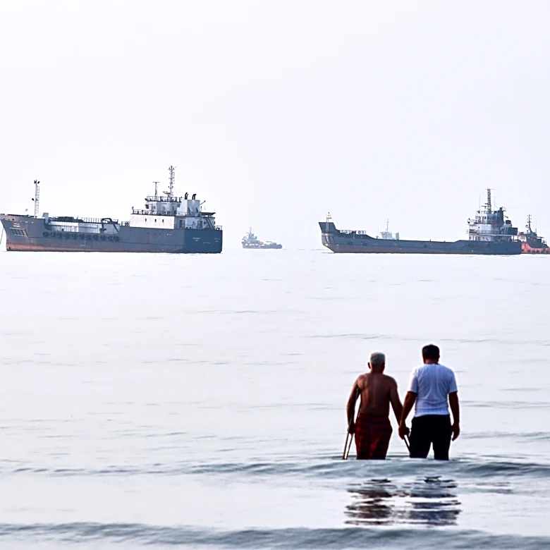Why it's so difficult for the US to fully reopen the Strait of Hormuz