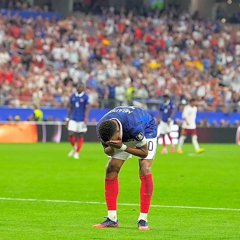 Kylian Mbappé denied a 3rd straight World Cup final but remains in Golden Boot mix with Messi