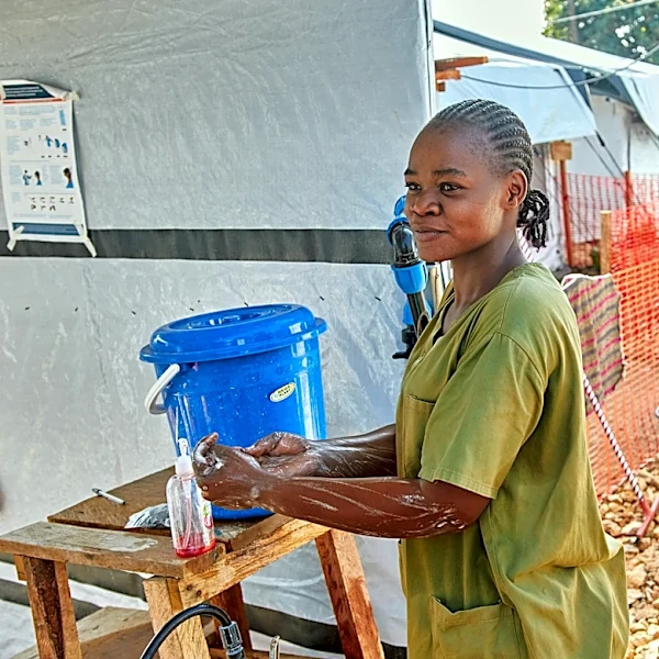 Confirmed Ebola cases top 2,000 in Congo, including 754 deaths