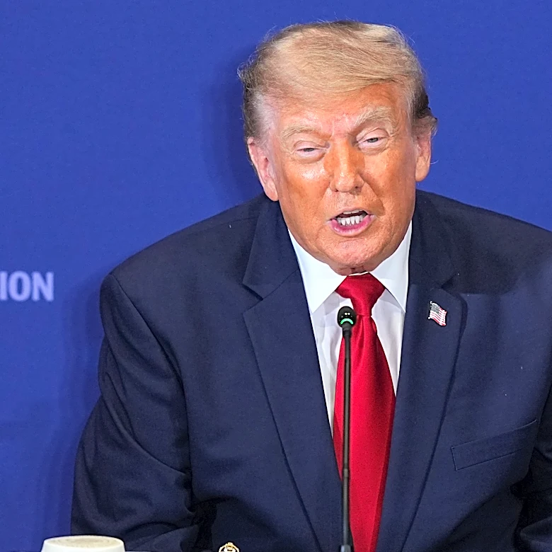 Trump drifts into campaign topics while addressing defense technology gathering
