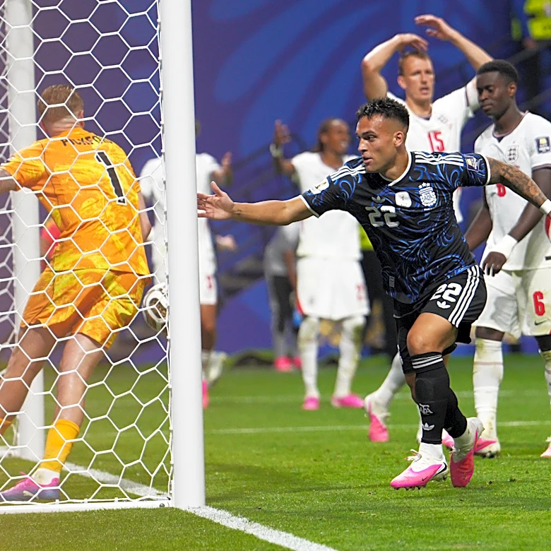 Defending champion Argentina reaches World Cup final by beating England 2-1