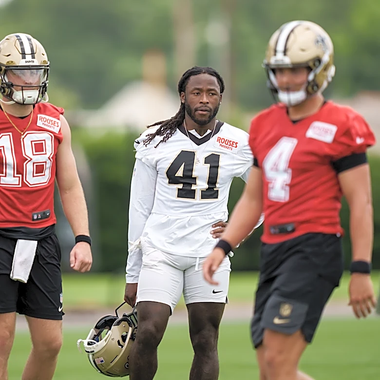 Running back Alvin Kamara has a new deal with the Saints for 2026, agent says