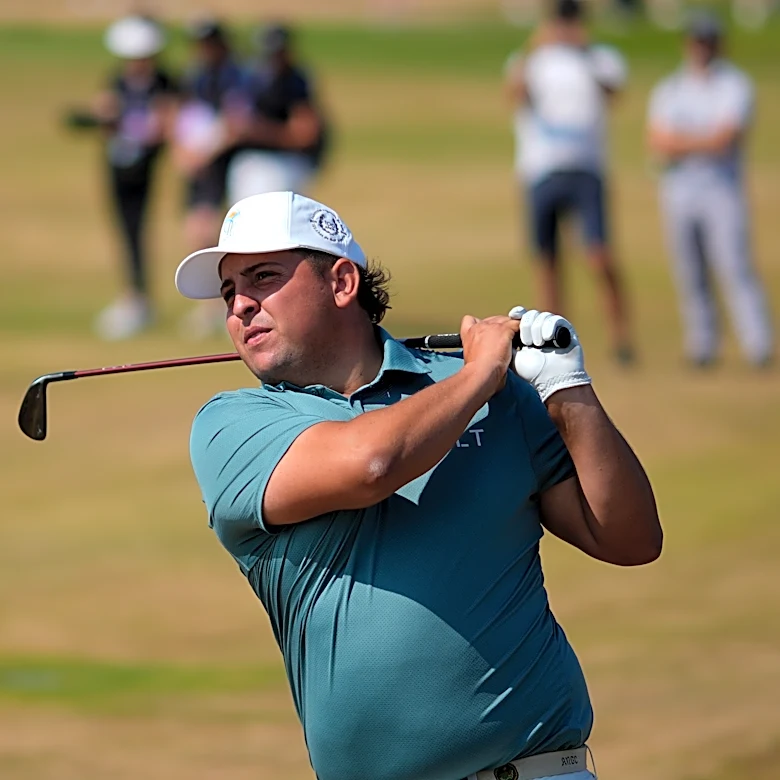 Argentine golfer at British Open makes ear-cup gesture to mimic Enzo's World Cup goal celebration