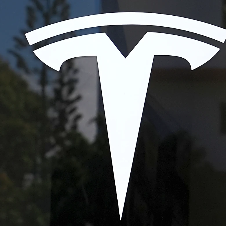 Fed probe suggests Tesla's self-driving feature wasn't to blame in crash that killed a grandmother